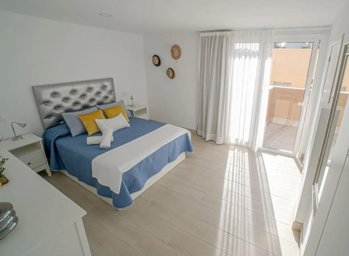 View Atico Corralejo Parking Gratuito contacts